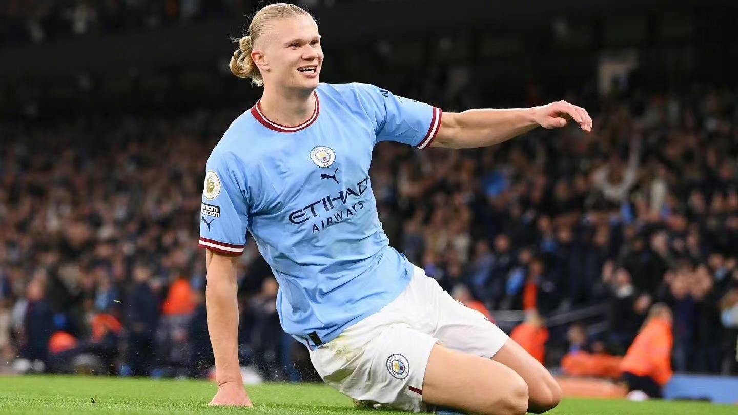 关于曼城主场轻松击败伯恩茅斯，保持主场不败的信息